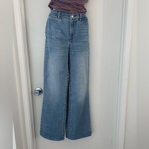 ALICE + OLIVIA  JEANS Color: Sadie Light Vintage Blue